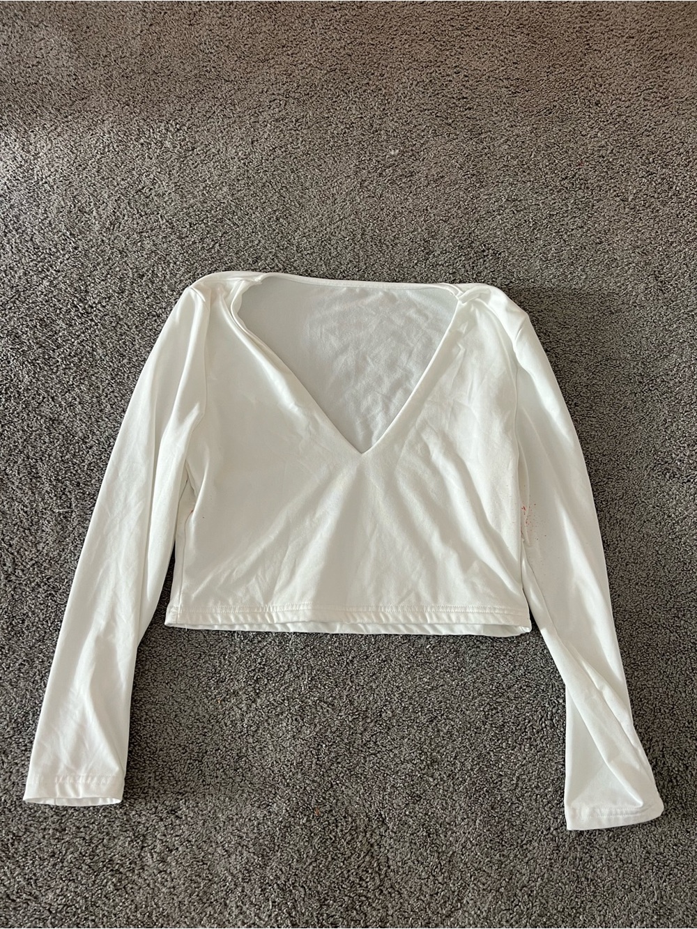 Women's White Long-Sleeve V-Neck Crop Top